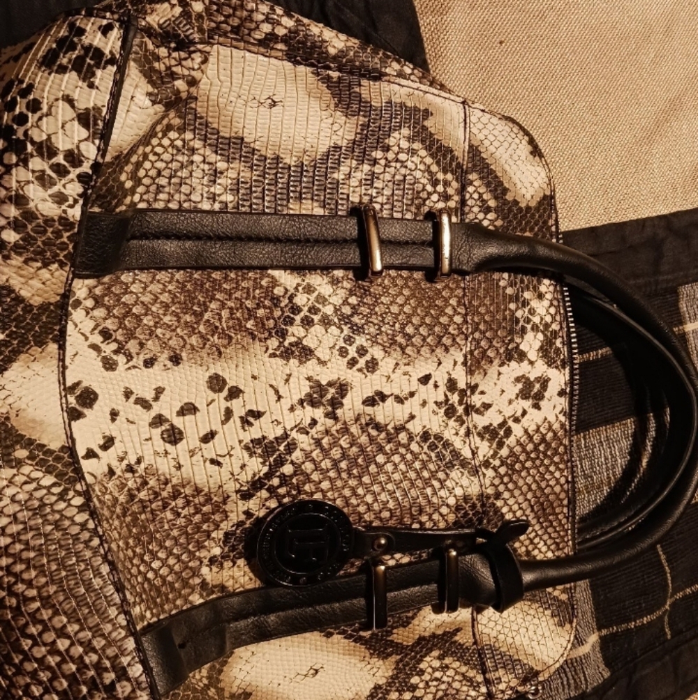 Snakeskin Pattern Handbag with Black Accents